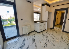 Apartments mit 6+1 Grundriss im Zentrum von Antalya 