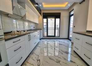 Apartments mit 6+1 Grundriss im Zentrum von Antalya 