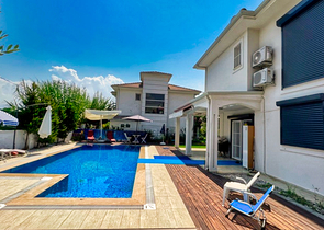 170 m2 große 4+1-Villa in Fethiye - Antalya 