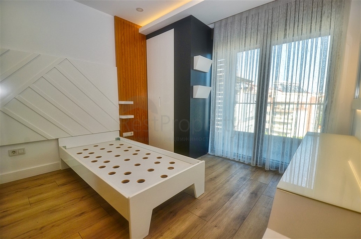 Wohnung mit 4+1 Grundriss in der Nachbarschaft von Undschali - Antalya 