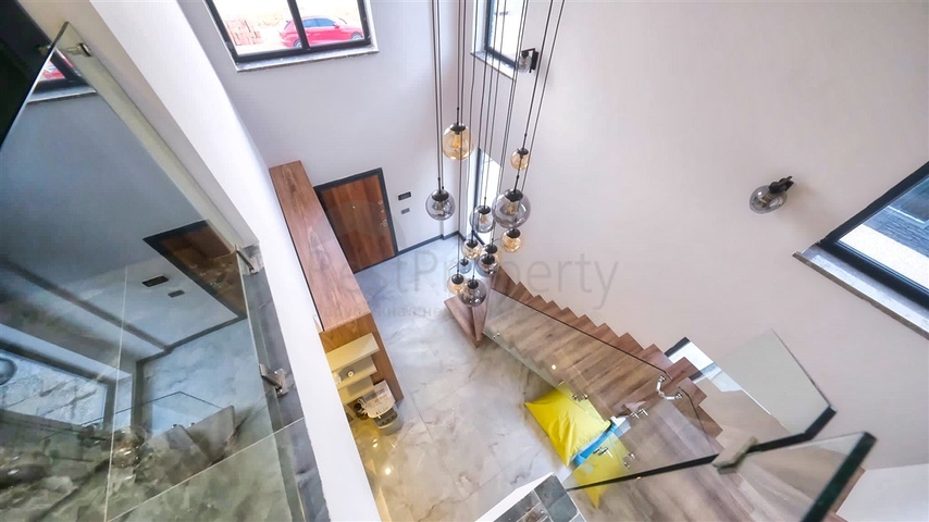 Villa mit 3+1 Grundrissen in der Gegend von Boschemealty - Antalya 