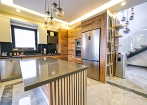 Villa mit 3+1 Grundrissen in der Gegend von Boschemealty - Antalya 