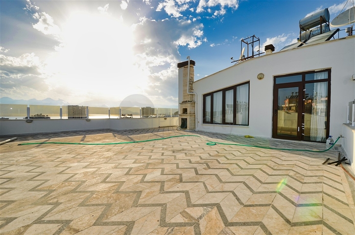 4+1 Duplex-Wohnung im Zentrum von Antalya