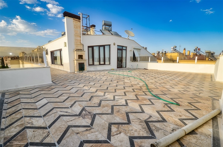 4+1 Duplex-Wohnung im Zentrum von Antalya