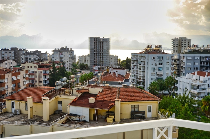 4+1 Duplex-Wohnung im Zentrum von Antalya