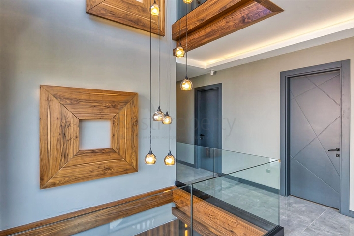 Villa mit 6+1 Grundriss in der Region Doshemealty - Antalya 