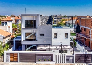 Villa mit 6+1 Grundriss in der Region Doshemealty - Antalya 