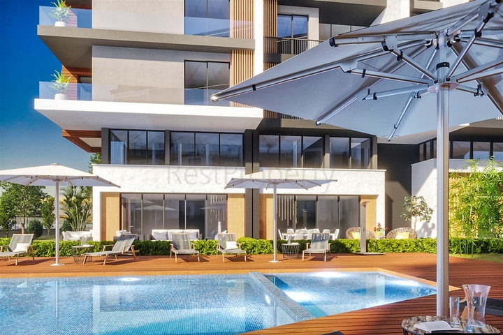 INVESTITIONSPROJEKT IN PERSIMMON KONYAALTI