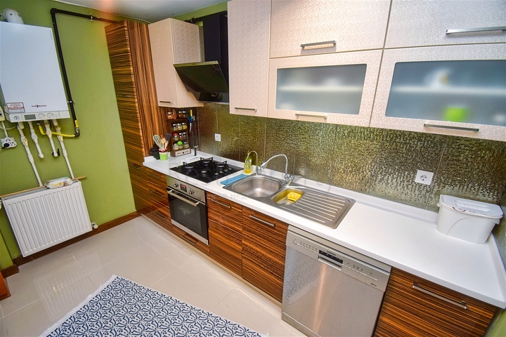 2+1 Wohnung in der Wohngegend Toros - Antalya 