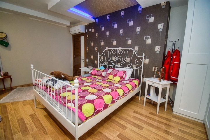 2+1 Wohnung in der Wohngegend Toros - Antalya 