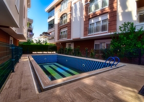 2+1 Wohnung in der Wohngegend Toros - Antalya 