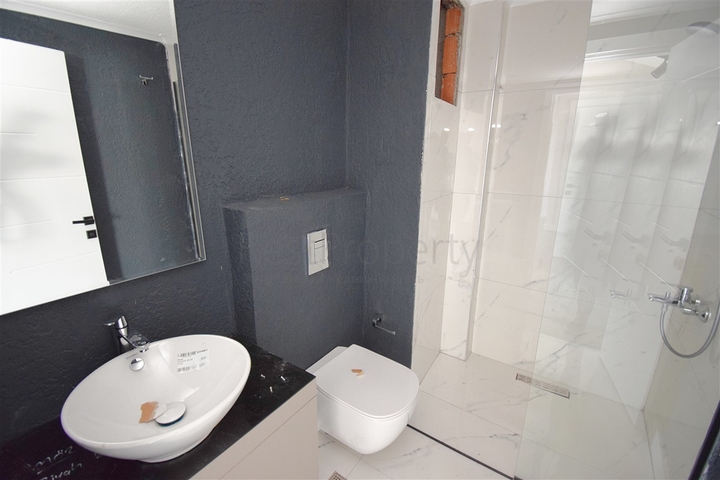 4+1-Villen im Wohnbezirk Güzeloba - Antalya