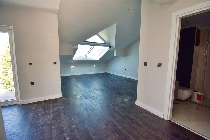 4+1-Villen im Wohnbezirk Güzeloba - Antalya