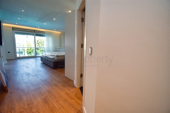 4+1-Villen im Wohnbezirk Güzeloba - Antalya