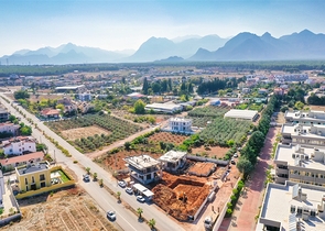 Investitionsprojekt einer 4+1-Villa in der Region Doshemealty - Antalya 