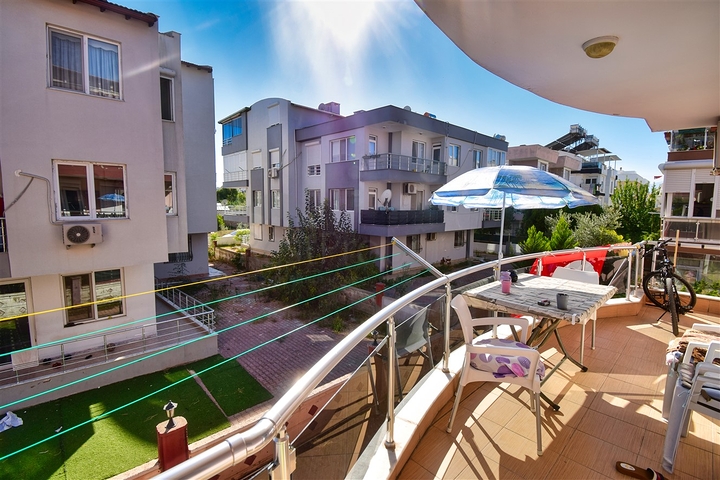 2+1 Wohnung im Stadtteil Lara - Antalya 