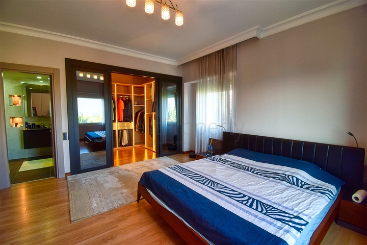 Wohnung mit 3+1 Grundriss im Wohnbezirk Shirinyaly - Antalya