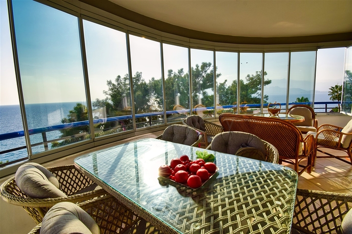 Wohnung mit 3+1 Grundriss im Wohnbezirk Shirinyaly - Antalya