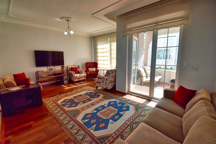 Villa mit 4+2 Grundrissen in Lara - Antalya