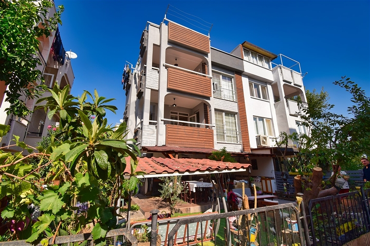 Villa mit 4+2 Grundrissen in Lara - Antalya