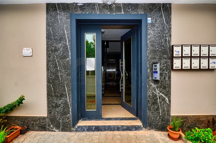 2+1 Wohnung im Wohnbezirk Kyzylaryk - Antalya 