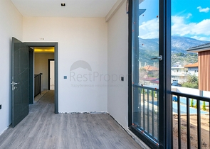 4+2-Villen im Stadtteil Doshemealty - Antalya 