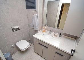 2+1 Wohnung in der Wohngegend Güzeloba - Antalya