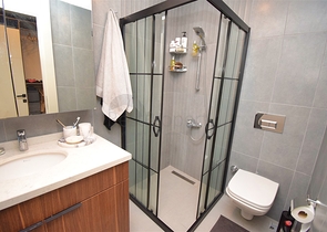 2+1 Wohnung in der Wohngegend Güzeloba - Antalya