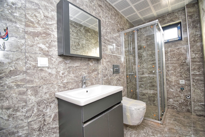 Investitionsprojekt zum Verkauf ausgestellt Gebäude im Stadtteil Altyntasch - Antalya