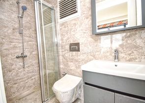 Investitionsprojekt zum Verkauf ausgestellt Gebäude im Stadtteil Altyntasch - Antalya