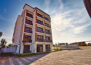 Investitionsprojekt zum Verkauf ausgestellt Gebäude im Stadtteil Altyntasch - Antalya