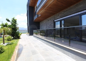 Villa mit 5+1 Grundrissen in der Region Doshemealty - Antalya