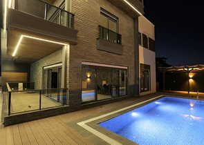 Villa mit 5+1 Grundrissen in der Region Doshemealty - Antalya