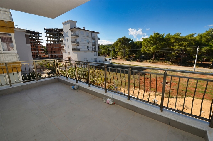 2+1 und 6+1 Duplex-Apartments im Stadtteil Kepez - Antalya 