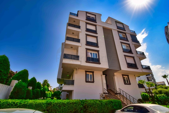 6+1 Duplex-Wohnung in der Nachbarschaft von Mollayusuf - Antalya