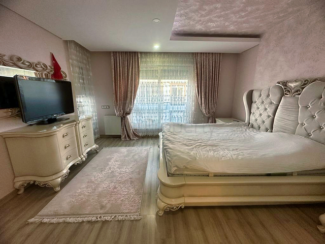 6+1 Duplex-Wohnung in der Nachbarschaft von Mollayusuf - Antalya