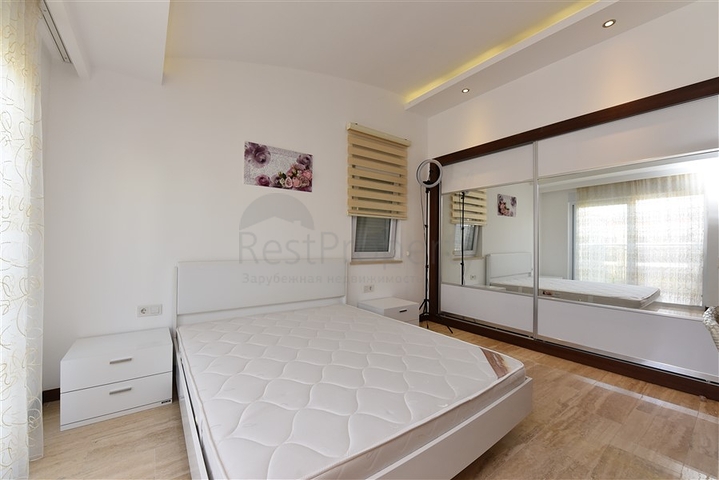 Geräumiges 3+1 Penthouse im Stadtteil Konakly