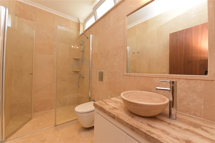 Geräumiges 3+1 Penthouse im Stadtteil Konakly