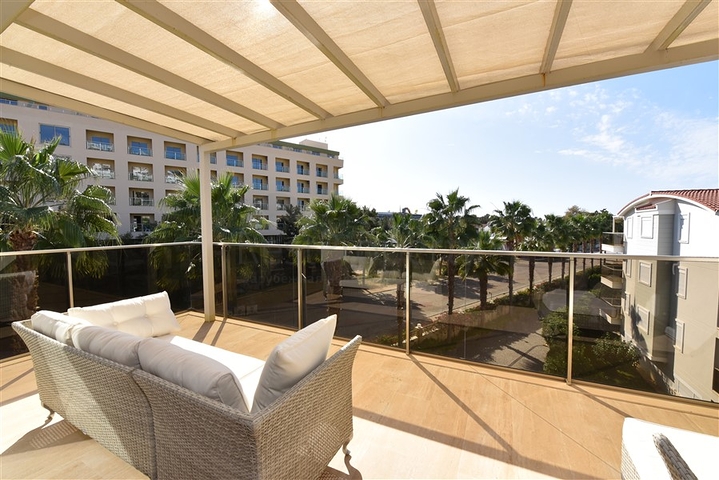 Geräumiges 3+1 Penthouse im Stadtteil Konakly