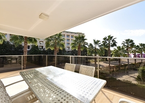 Geräumiges 3+1 Penthouse im Stadtteil Konakly