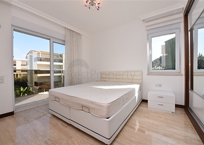 Geräumiges 3+1 Penthouse im Stadtteil Konakly