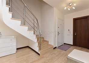 Geräumiges 3+1 Penthouse im Stadtteil Konakly