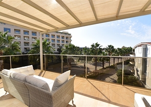 Geräumiges 3+1 Penthouse im Stadtteil Konakly