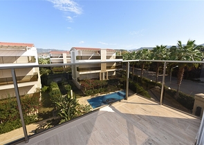 Geräumiges 3+1 Penthouse im Stadtteil Konakly