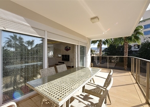 Geräumiges 3+1 Penthouse im Stadtteil Konakly