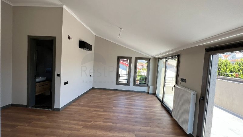 Villa mit 3+1 Grundrissen in Fethiye