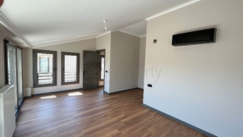 Villa mit 3+1 Grundrissen in Fethiye