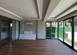 Villa mit 3+1 Grundrissen in Fethiye