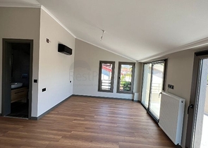 Villa mit 3+1 Grundrissen in Fethiye