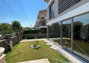 Villa mit 3+1 Grundrissen in Fethiye